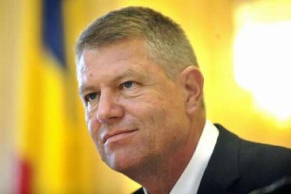 Iohannis: Ar fi o eroare mare de tot dacă Guvernul Ponta ar da ordonanţa privind migraţia politică a primarilor